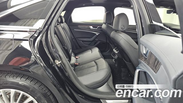 Audi A6 (C8) 40 TDI Premium 2020 — фото 12