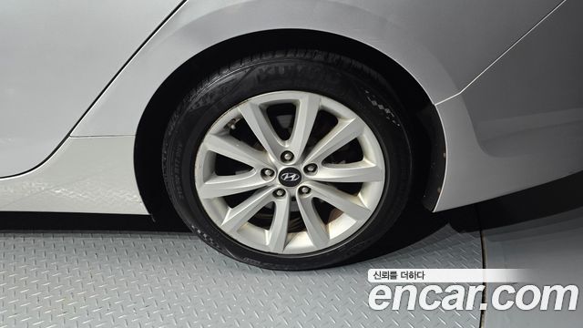 Hyundai i40 1.7 VGT Modern 2012 — фото 21