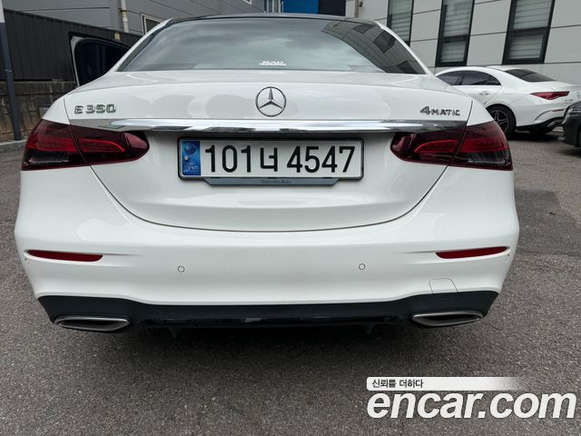 Mercedes-Benz E-Class (W213) E350 4MATIC AMG Line 2023 — фото 4