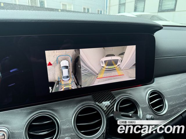 Mercedes-Benz E-Class (W213) E350 4MATIC AMG Line 2023 — фото 18