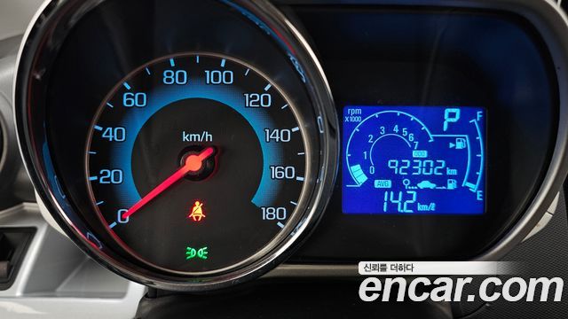 Chevrolet Spark LS+ 2015 — фото 8