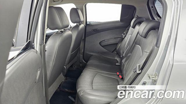 Chevrolet Spark LS+ 2015 — фото 11