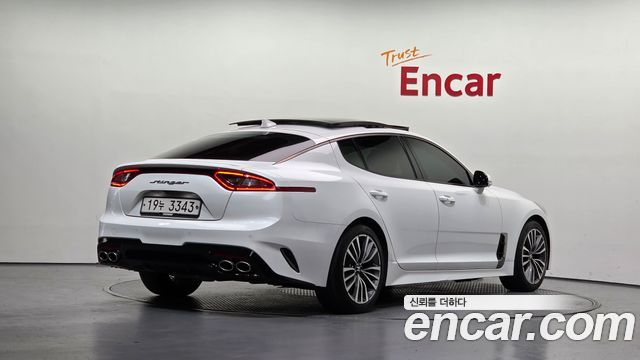 Kia Stinger 2.0 Turbo 2WD Platinum 2018 — фото 2