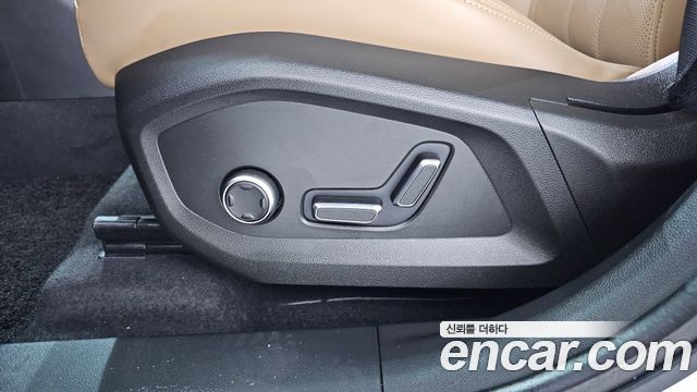 Renault Korea Grand Koleos 2.0 Iconic 2WD 2025 — фото 32