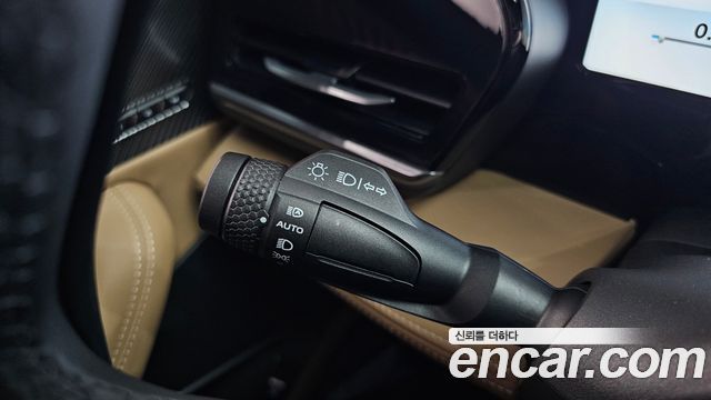 Renault Korea Grand Koleos 2.0 Iconic 2WD 2025 — фото 43