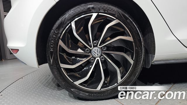 Volkswagen Golf (VII) 2.0 GTD Extreme Edition 2016 — фото 5