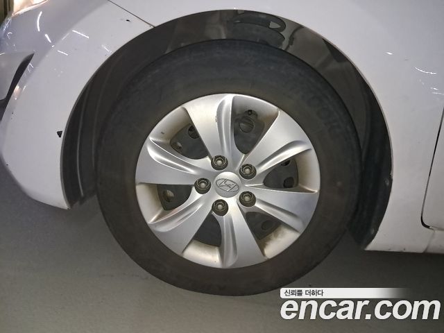 Hyundai Avante 1.6 GDi Style 2015 — фото 6