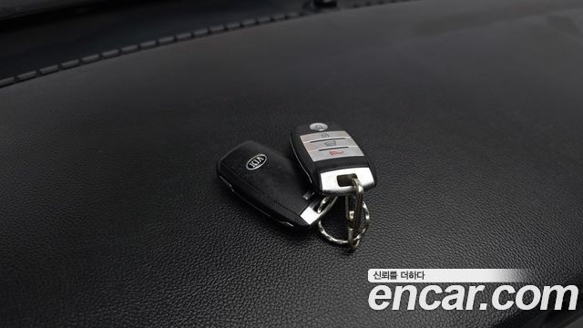 Kia Sportage R Diesel 2WD Trendy 2014 — фото 19