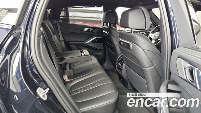 BMW X6 (G06) xDrive40i M Sport 2026 — фото 12