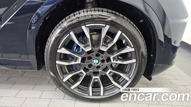 BMW X6 (G06) xDrive40i M Sport 2026 — фото 21