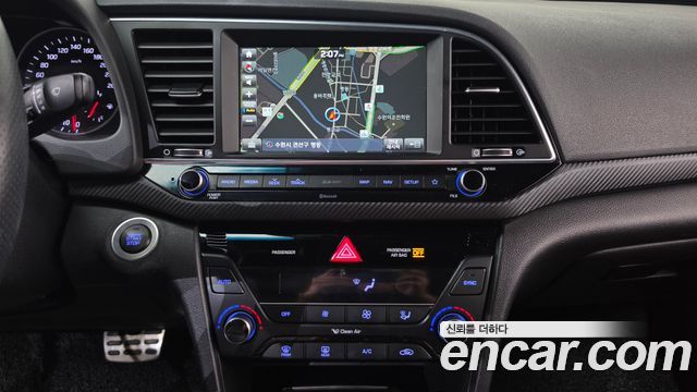 Hyundai Avante (AD) 1.6 Turbo Sport 2018 — фото 14