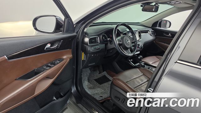 Kia Sorento Diesel 2.0 2WD Noblesse Special 2015 — фото 10
