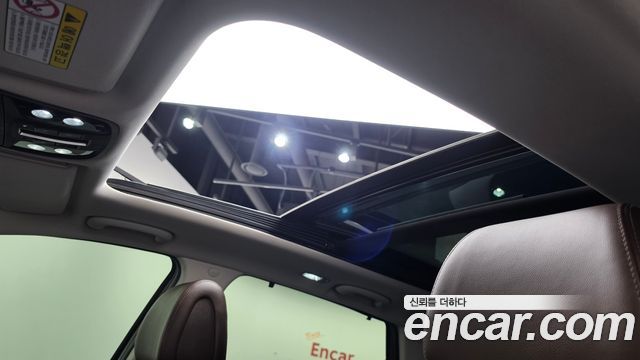Kia Sorento Diesel 2.0 2WD Noblesse Special 2015 — фото 17