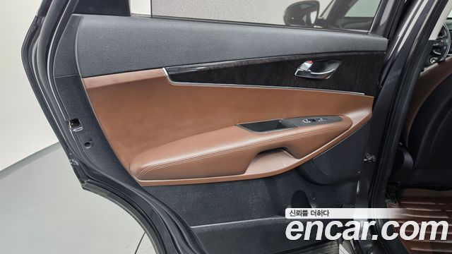 Kia Sorento Diesel 2.0 2WD Noblesse Special 2015 — фото 25