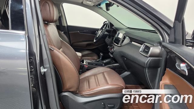 Kia Sorento Diesel 2.0 2WD Noblesse Special 2015 — фото 26