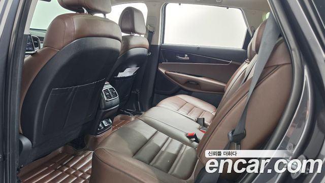 Kia Sorento Diesel 2.0 2WD Noblesse Special 2015 — фото 27