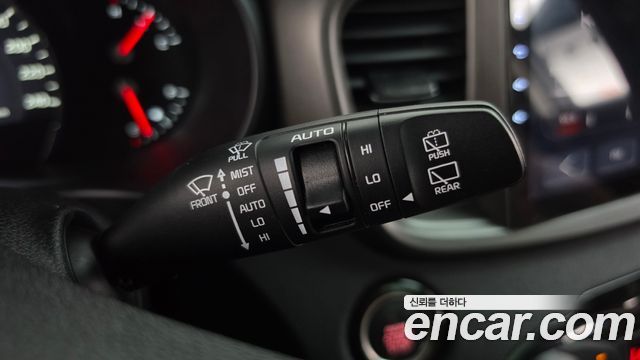 Kia Sorento Diesel 2.0 2WD Noblesse Special 2015 — фото 29
