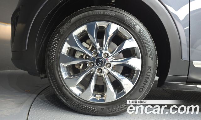 Kia Sorento Diesel 2.0 2WD Noblesse Special 2016 — фото 5