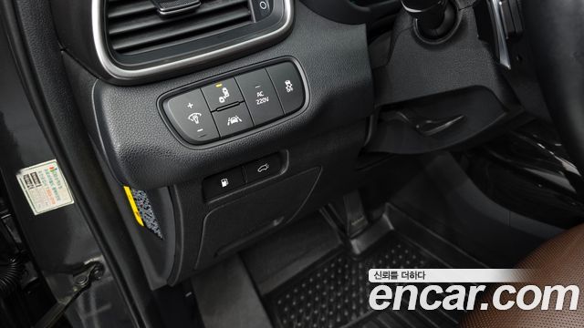 Kia Sorento Diesel 2.0 2WD Noblesse Special 2016 — фото 20