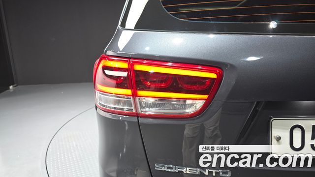 Kia Sorento Diesel 2.0 2WD Noblesse Special 2016 — фото 23