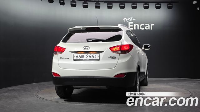 Hyundai Tucson ix Diesel 2WD LX20 Smart-Pack 2013 — фото 4
