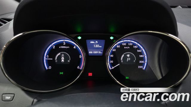 Hyundai Tucson ix Diesel 2WD LX20 Smart-Pack 2013 — фото 8