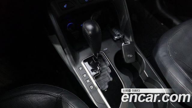 Hyundai Tucson ix Diesel 2WD LX20 Smart-Pack 2013 — фото 9