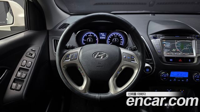 Hyundai Tucson ix Diesel 2WD LX20 Smart-Pack 2013 — фото 13