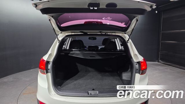 Hyundai Tucson ix Diesel 2WD LX20 Smart-Pack 2013 — фото 20