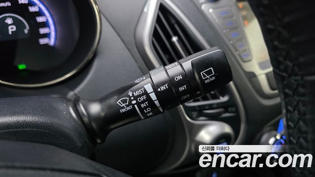 Hyundai Tucson ix Diesel 2WD LX20 Smart-Pack 2013 — фото 27