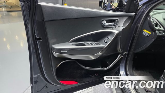 Hyundai Santa Fe The Prime Diesel 2.0 2WD Exclusive 2016 — фото 24