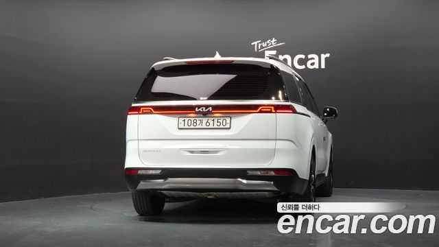 Kia Carnival (IV) Gasoline 7-Seater Signature 2023 — фото 4