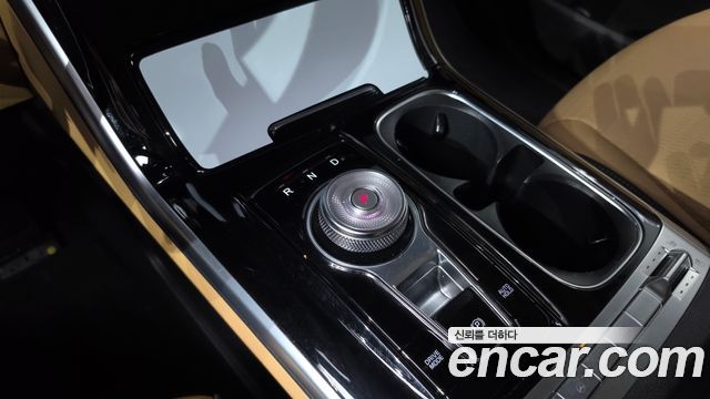 Kia Carnival (IV) Gasoline 7-Seater Signature 2023 — фото 9