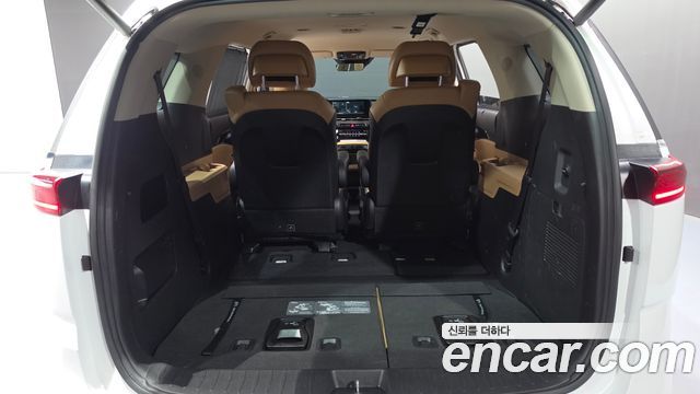 Kia Carnival (IV) Gasoline 7-Seater Signature 2023 — фото 20