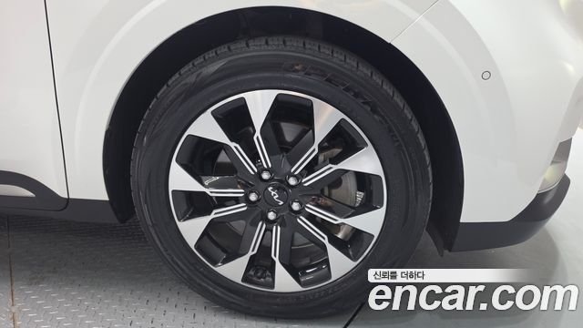 Kia Carnival (IV) Gasoline 7-Seater Signature 2023 — фото 21
