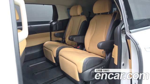Kia Carnival (IV) Gasoline 7-Seater Signature 2023 — фото 26