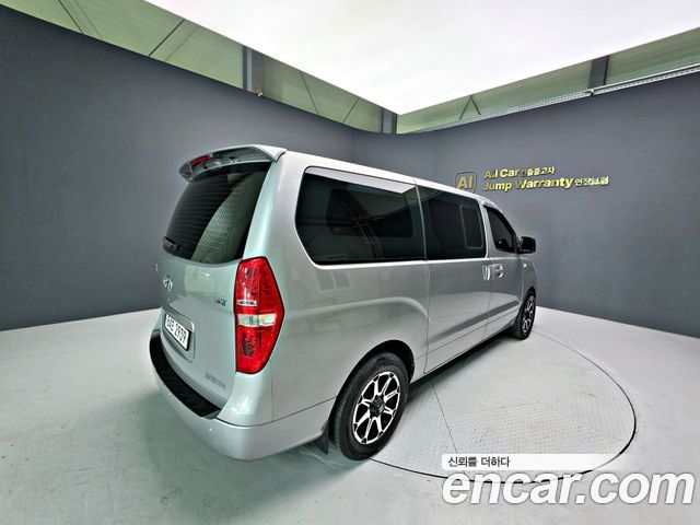 Hyundai Grand Starex 5-Seater VAN CVX Luxury 2015 — фото 5