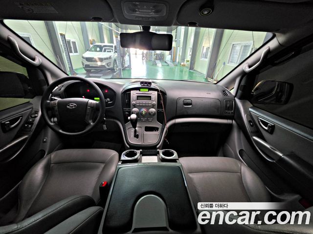 Hyundai Grand Starex 5-Seater VAN CVX Luxury 2015 — фото 18