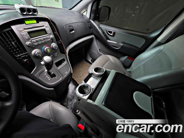 Hyundai Grand Starex 5-Seater VAN CVX Luxury 2015 — фото 23