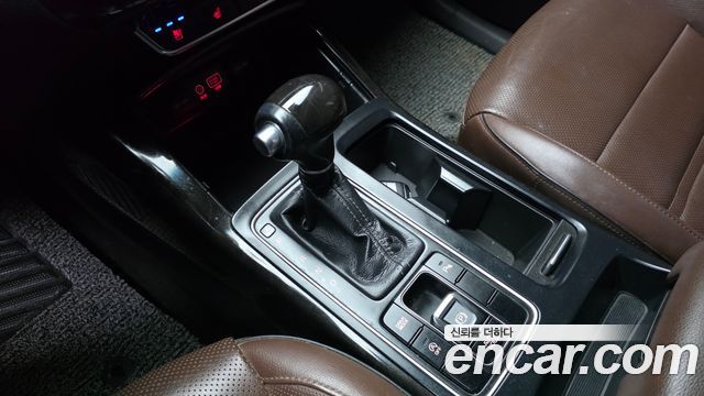 Kia Sorento Diesel 2.0 2WD Noblesse Special 2016 — фото 9