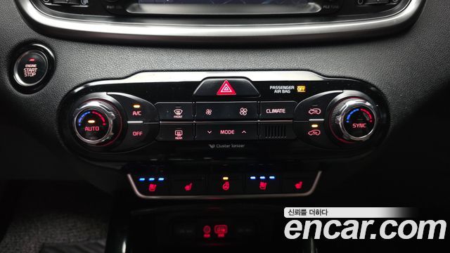 Kia Sorento Diesel 2.0 2WD Noblesse Special 2016 — фото 16