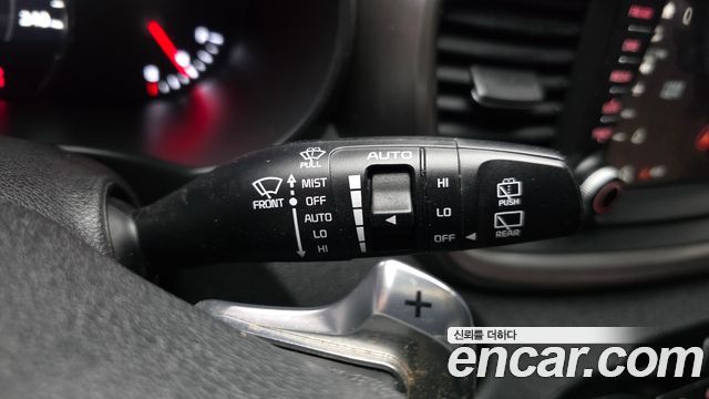 Kia Sorento Diesel 2.0 2WD Noblesse Special 2016 — фото 17