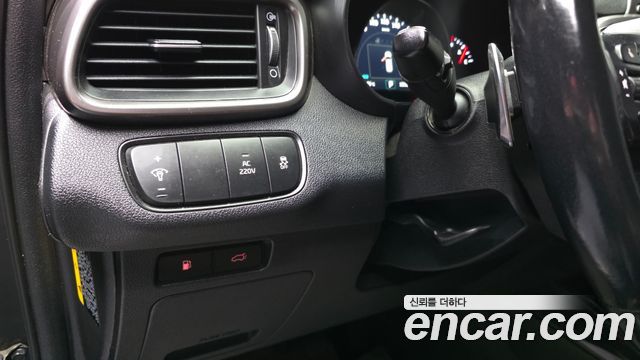 Kia Sorento Diesel 2.0 2WD Noblesse Special 2016 — фото 30