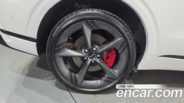 Genesis GV70 3.5T Gasoline AWD 2025 — фото 5