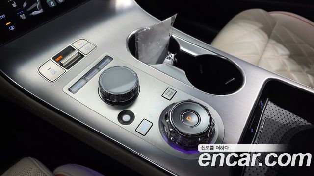 Genesis GV70 3.5T Gasoline AWD 2025 — фото 9