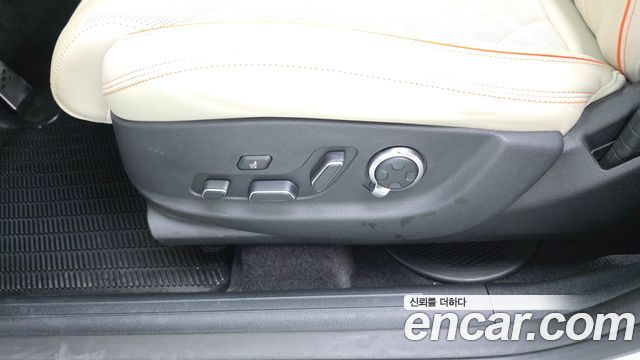 Genesis GV70 3.5T Gasoline AWD 2025 — фото 31