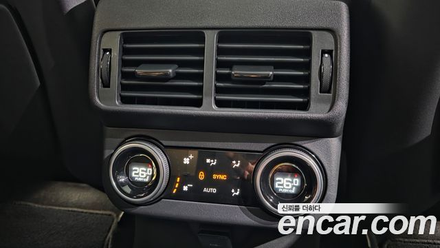 Land Rover Range Rover Velar 3.0 P400 Autobiography 2026 — фото 18
