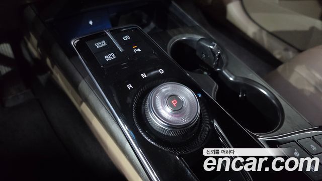 Kia K8 2.5 Gasoline 2WD Noblesse 2022 — фото 9