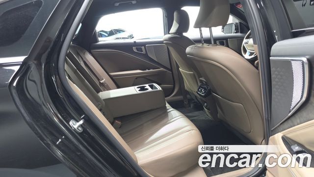 Kia K8 2.5 Gasoline 2WD Noblesse 2022 — фото 16