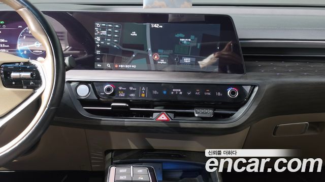 Kia K8 2.5 Gasoline 2WD Noblesse 2022 — фото 18